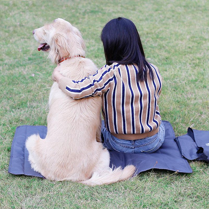 Portable Waterproof Outdoor Pet Blanket - Cozy Comfort For Dogs And Ca